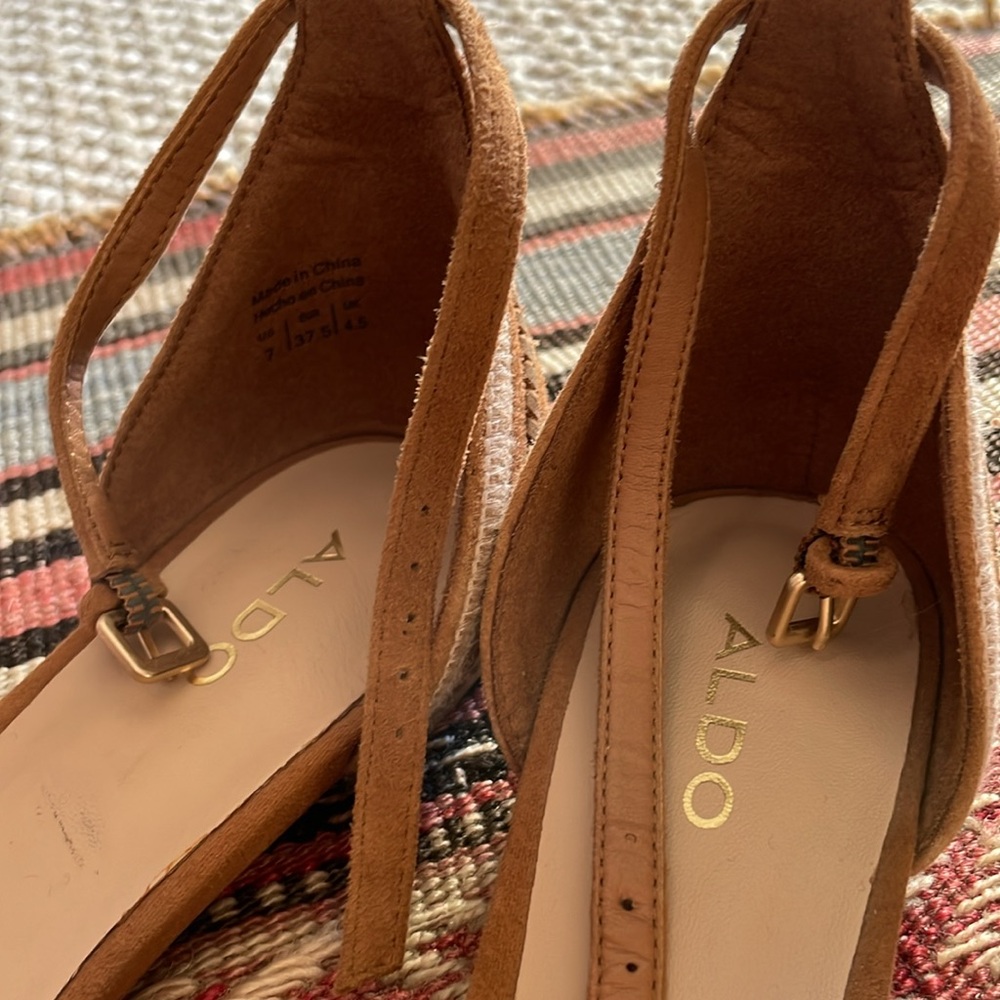 Aldo Suede Flats - Picture 3 of 5